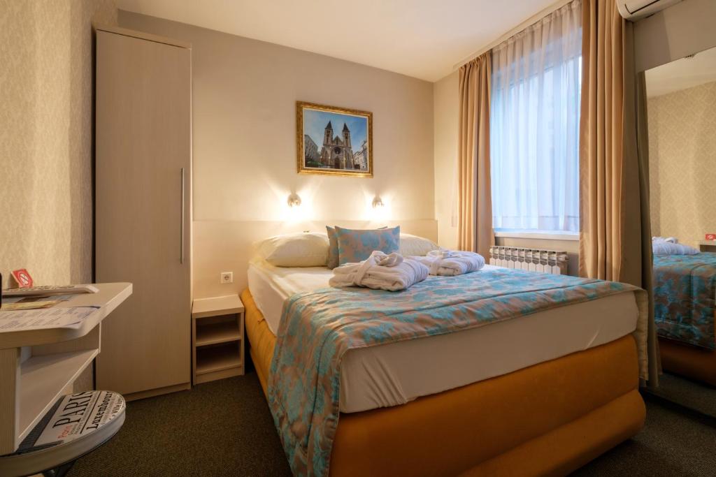 Economy Single Room